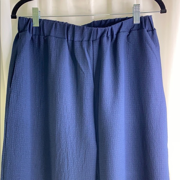 Blue and White with Red Stripes Wide Leg Set with Elegant Flow - Picture 7 of 17